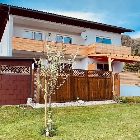 Ferienwohnung Resi Mit Traumhaftem Seepanorama Steindorf am Ossiacher See Exteriör bild