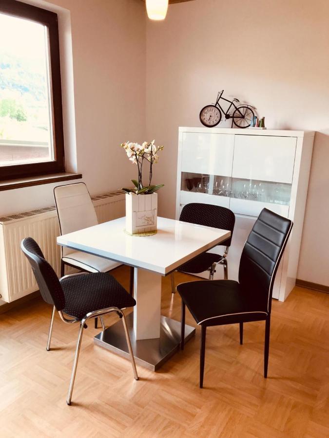 Ferienwohnung Resi Mit Traumhaftem Seepanorama Steindorf am Ossiacher See Exteriör bild